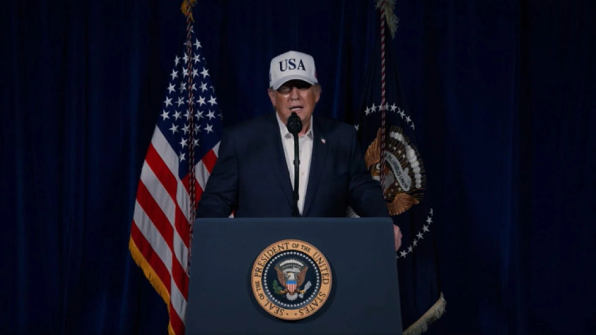 La prima guerra di Donald Trump. L'attacco all' Iran rischia di coinvolgere gli USA in un conflitto regionale