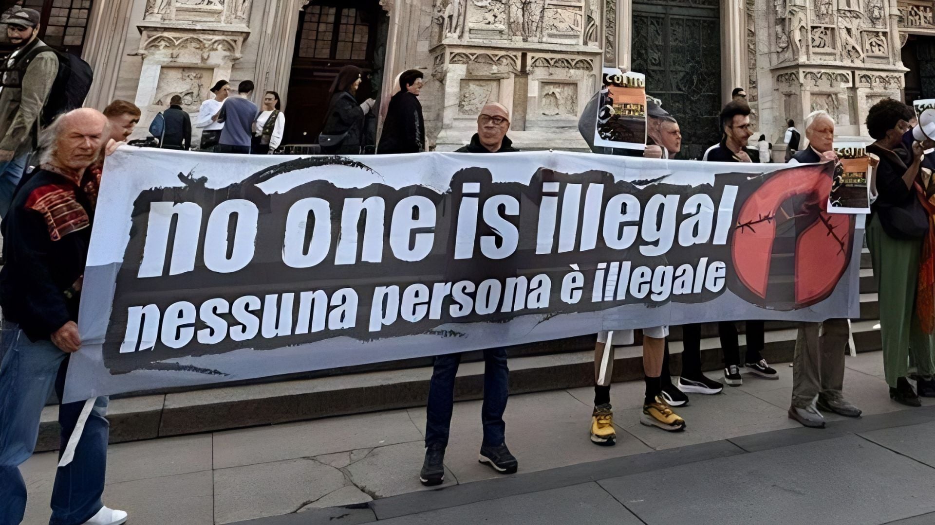 Milano rifiuta il razzismo della Lega. Manifestazioni in città contro il raduno leghista