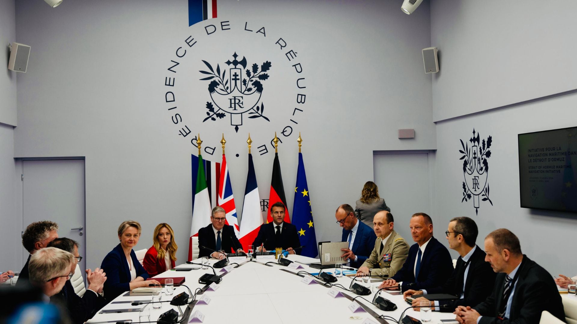 Iniziativa per la navigazione marittima nello Stretto di Hormuz. Parigi, Eliseo.