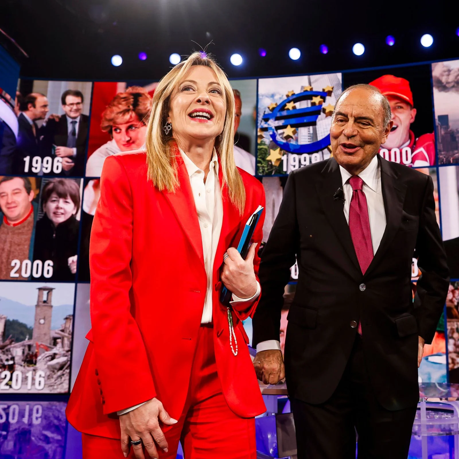 Rai. Dimissioni delle opposizioni: “La tv pubblica piegata alla propaganda del Governo Meloni”