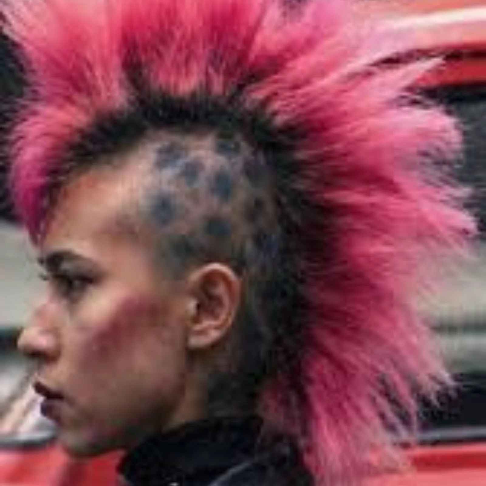 "Milano infetta", il documentario che racconta il Virus, il centro sociale punk di Milano degli anni '80