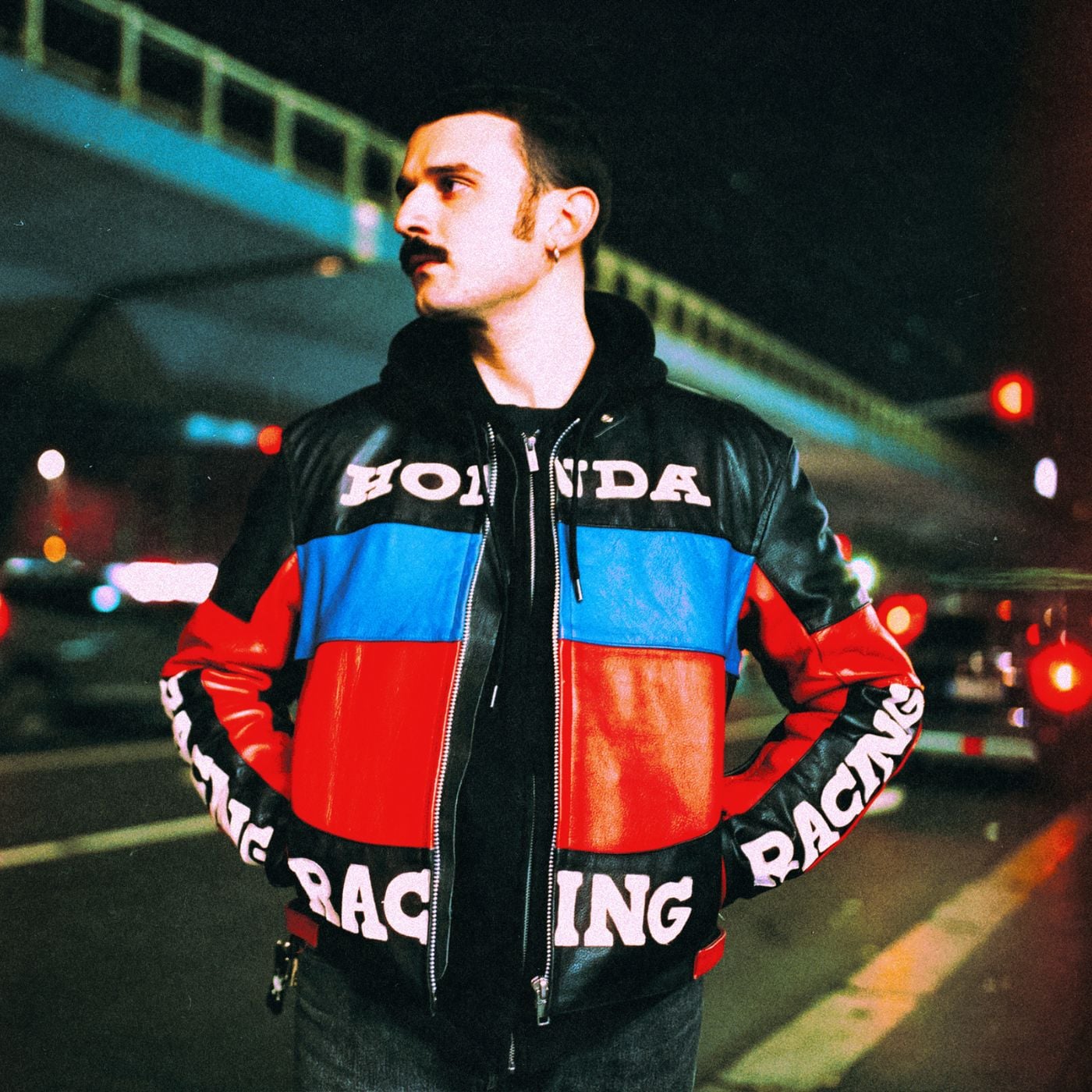 Il Cairo: a caccia di fantasmi e di una Milano più autentica nel nuovo disco "Poltergeist"