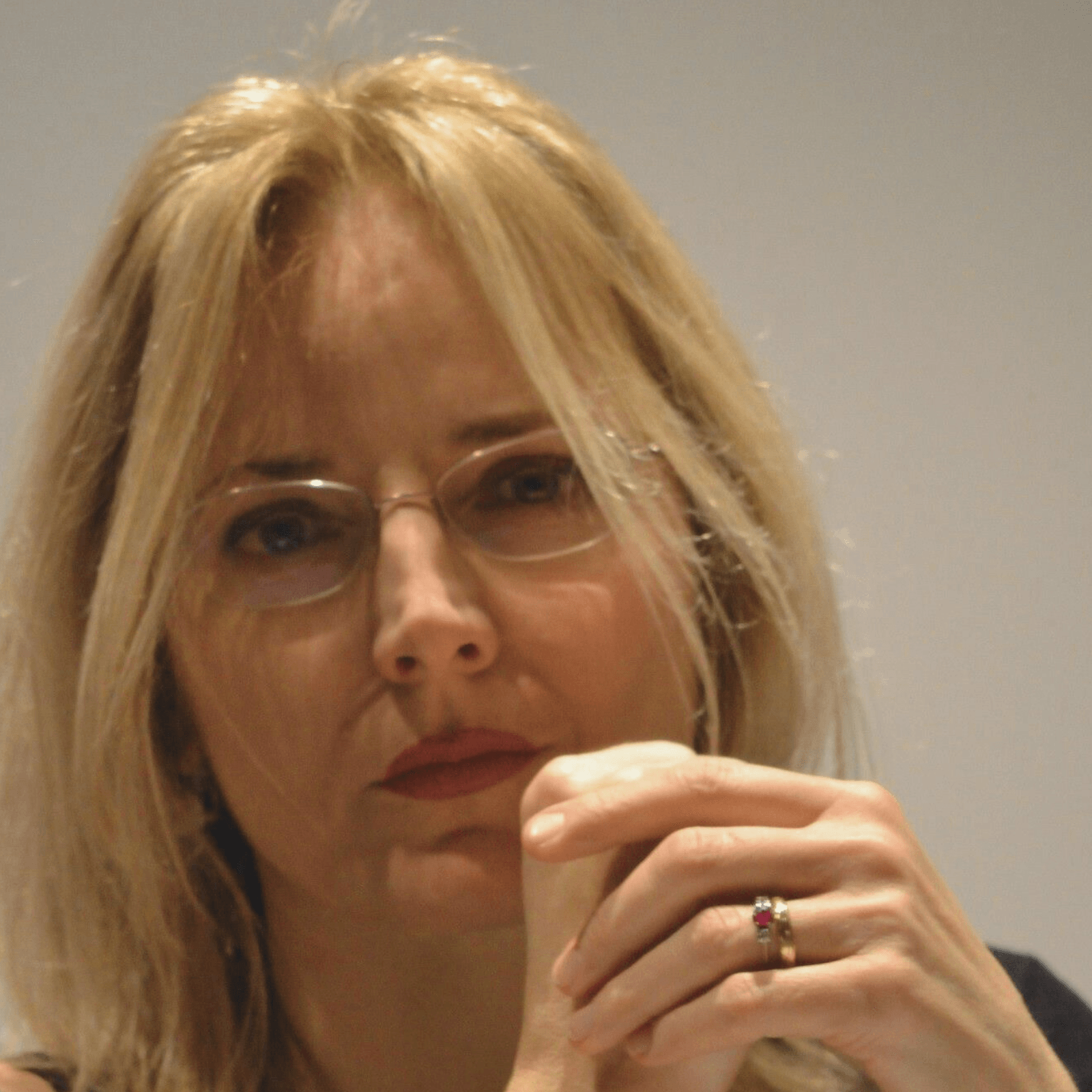 Il populismo autoritario, che colpisce i corpi intermedi, rende fragile la democrazia