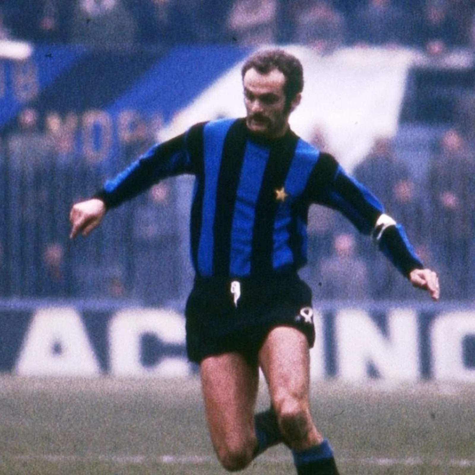 Leggenda dell'Inter e della Nazionale di calcio, è morto Sandro Mazzola: aveva 83 anni
