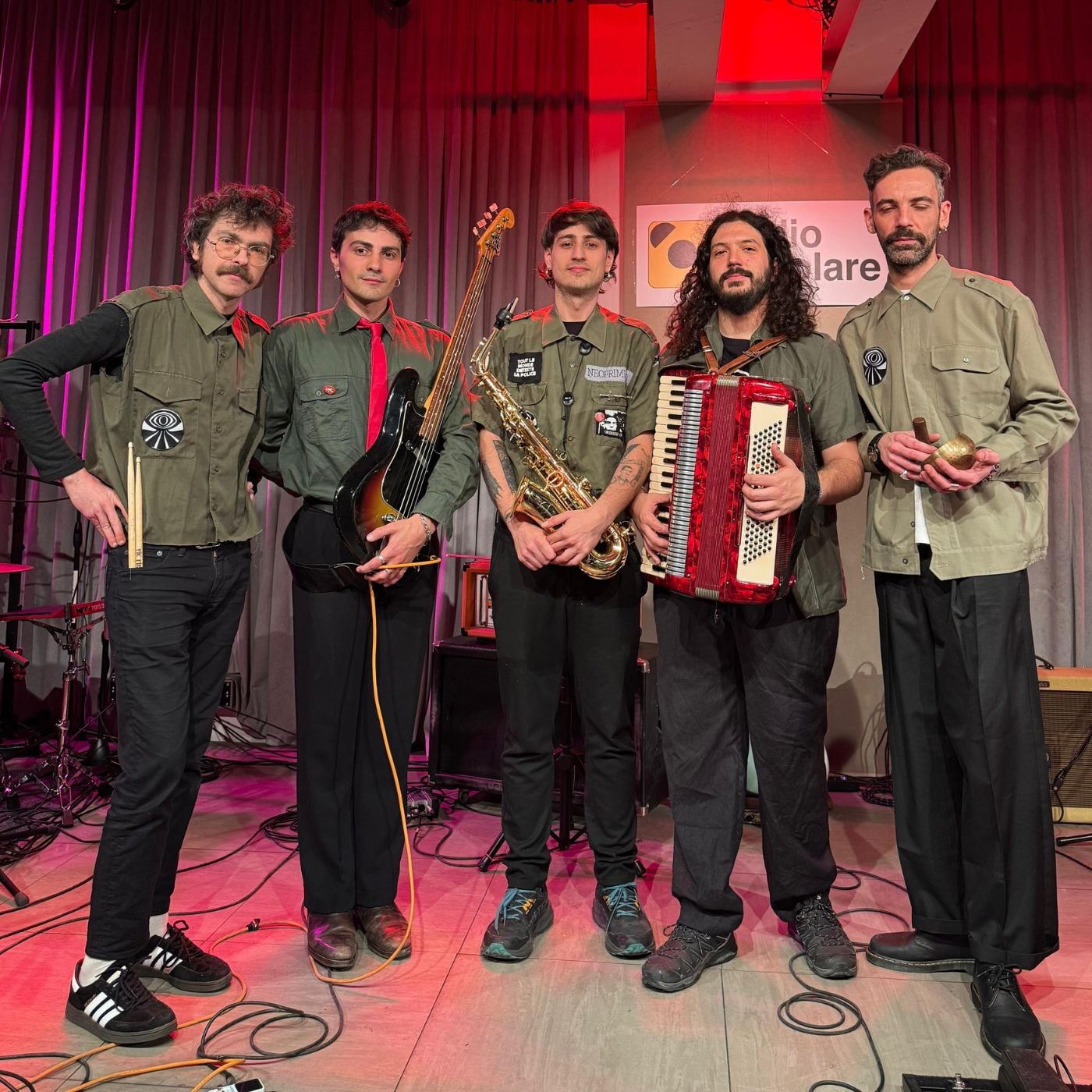 I Neoprimitivi tra musica esoterica e rituale collettivo per guarire dal ‘rumore’ del presente