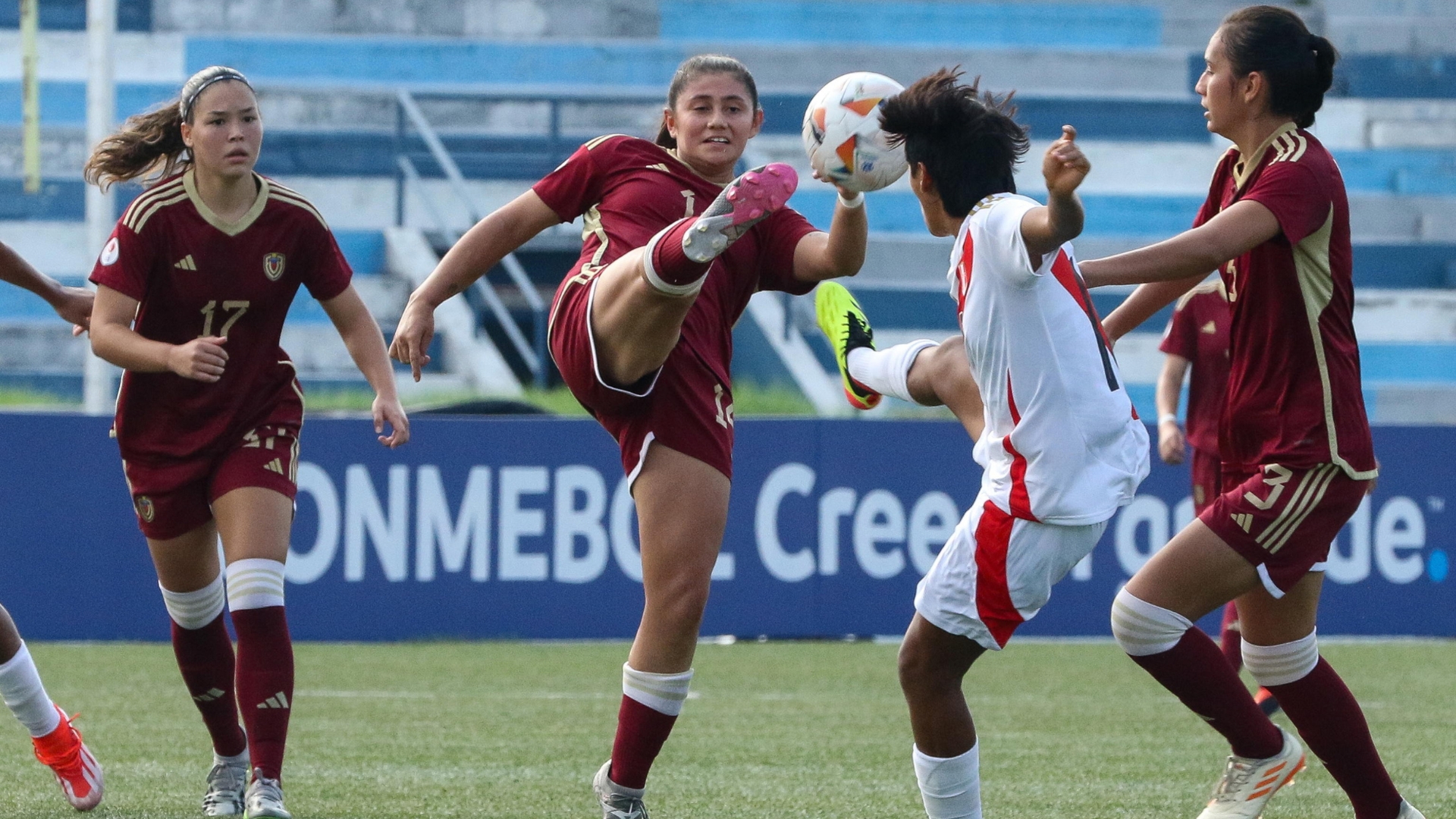 Le calciatrici del Venezuela in lotta contro gli abusi dell'ex ct della Nazionale